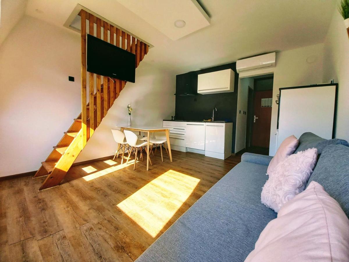 Cozy Apartment โบเว็ก ภายนอก รูปภาพ