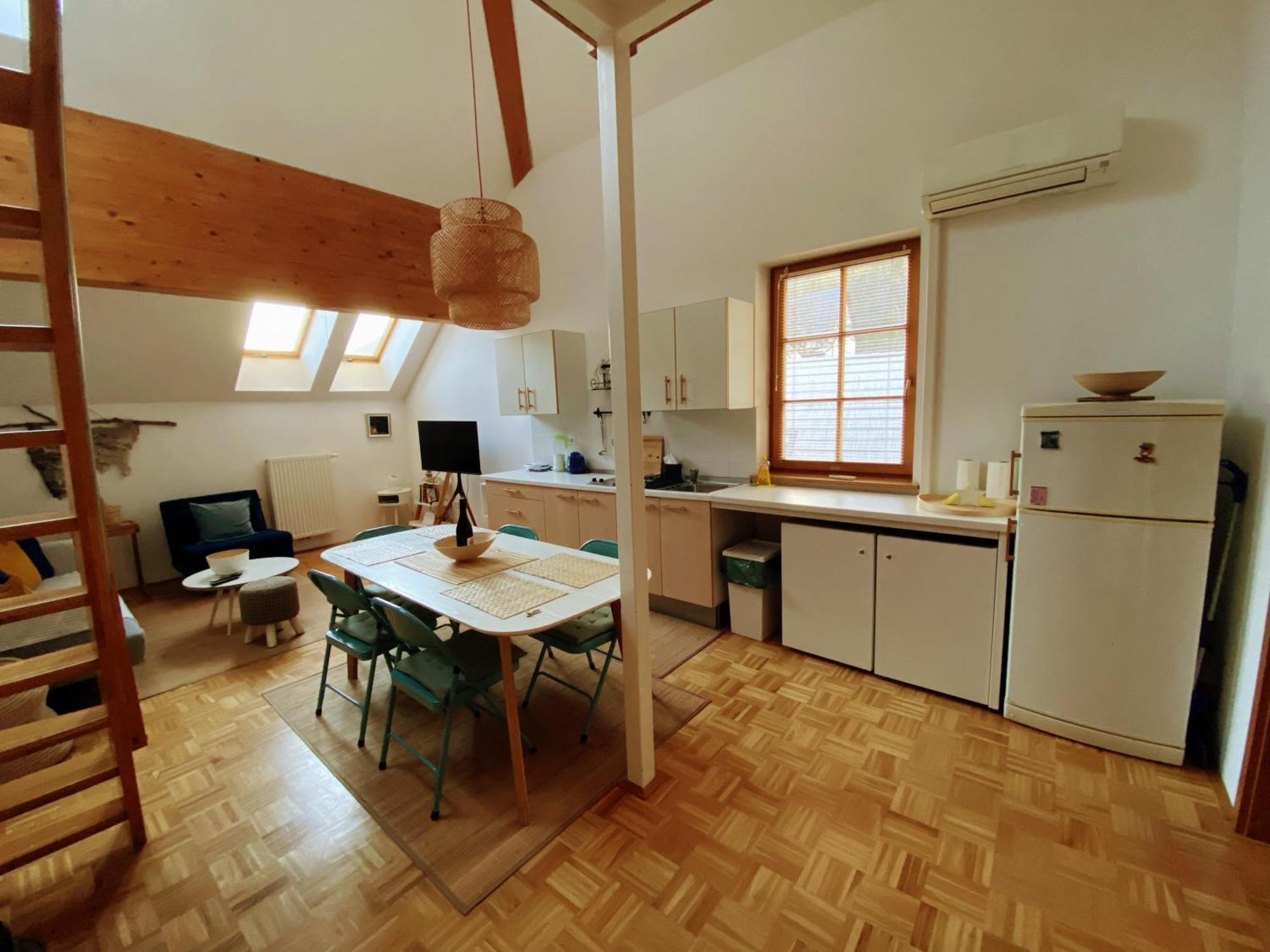 Cozy Apartment โบเว็ก ภายนอก รูปภาพ
